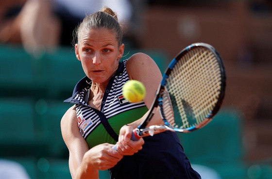 BEKHEND. Karolína Plíko bhem osmifinále Roland Garros.