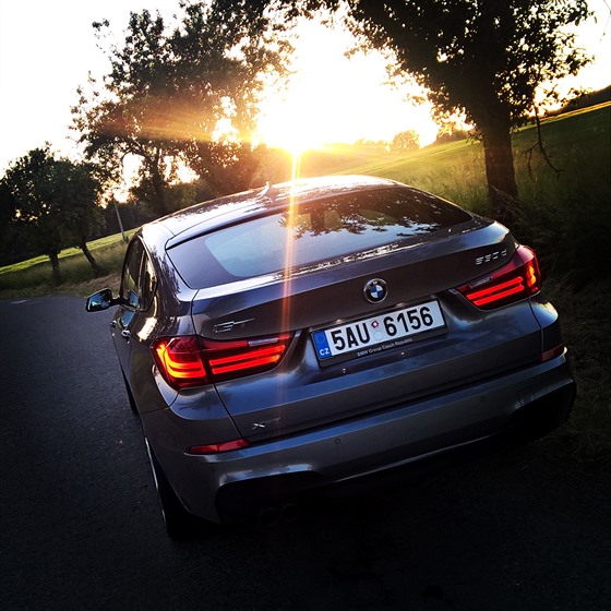 Mnichov je domovem značky BMW, která je mimo jiné renomovaným výrobcem dieselových motorů.