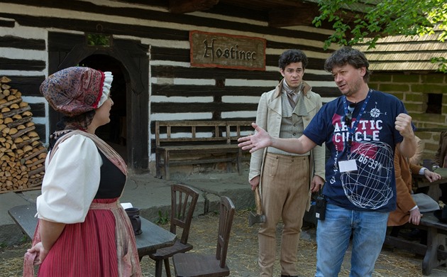 Reisér Karel Janák a herec Marek Adamczyk pi natáení pohádky Nejlepí pítel