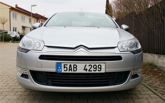 Neprávem přehlížený charismatický citroën shánějte s legendárním dieselem