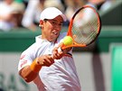 Kei Niikori bhem osmifinále Roland Garros.