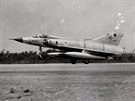 Izraelská stíhaka Mirage III bhem estidenní války