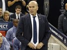 Trenér Zinedine Zidane z Realu bhem  finále Ligy mistr.
