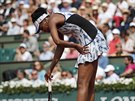 Venus Williamsová bhem zápasu tvrtého kola French Open.
