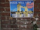 Po útocích obyvatelé Londýna uctili obti, ale také vyjádili solidaritu a...