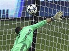 TOHLE NEMÁM. Branká Realu Madrid Keylor Navas inkasuje ve finále Ligy mistr.