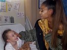 Ariana Grandeová navtívila dti zranné pi útoku na koncert (Manchester, 2....