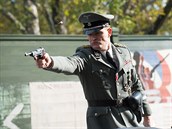 Jason Clarke snímku Smrtihlav ztvárnil postavu samotného Reinharda Heydricha.