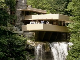 Slavný dům nad vodopádem od architekta Franka Lloyda Wrighta navštíví každý rok...