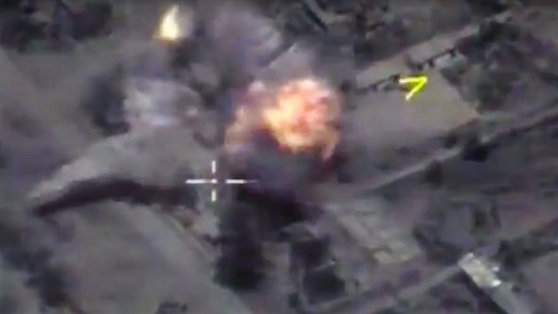 Rusko odplilo ze Stedozemnho moe rakety Kalibr na pozice IS u syrsk Palmry. (31. kvtna 2017)
