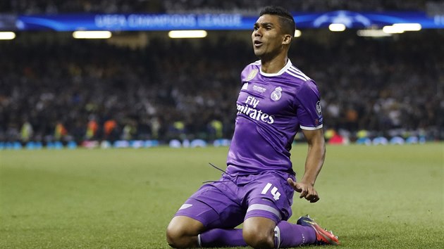 ASTN STELEC. Casemiro z Realu Madrid slav gl v utkn proti Juventusu Turn ve finle Ligy mistr.