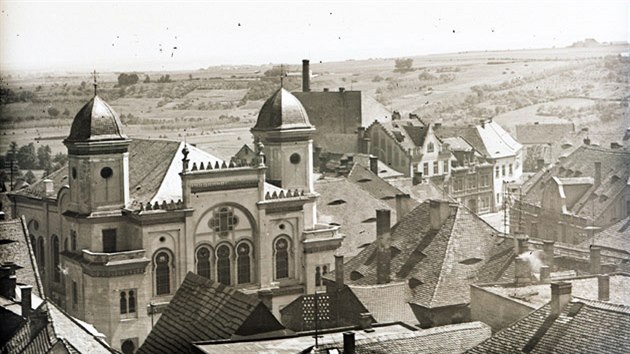 ateck synagoga zlet 1871  1873. Vprbhu Kilov noci 10.listopadu 1938 bylo jej vybaven vypleno.