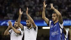 TROJKA Andrea Barzagli (vlevo), Giorgio Chiellini a Leonardo Bonucci , ti...