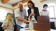 Martina Sáblíková na Staré radnici ve �dá�e nad Sázavou dostala i dvoupatrový...