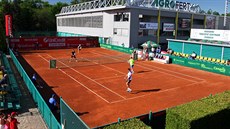Pohled na jeden z dvorc v prostjovském tenisovém areálu.