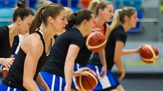 Trénink eských basketbalistek v Hradci Králové.