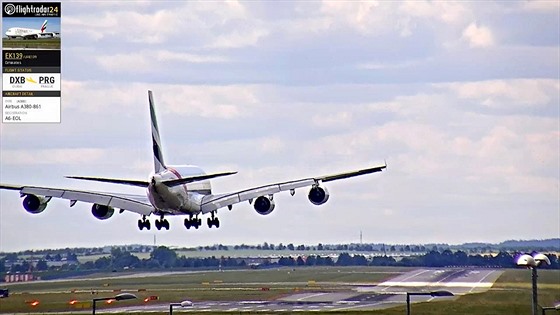 Dvojité pistání Airbus A380