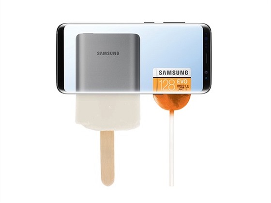 Samsung odmuje koupi Galaxy S8 a S8+ powerbankou a MicroSD kartou zdarma
