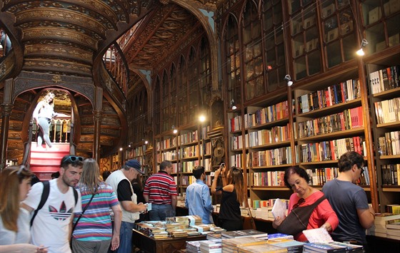  Jedno z t�ch míst, které na fotkách v pr�vodcích vypadá o dost lépe ne� v...