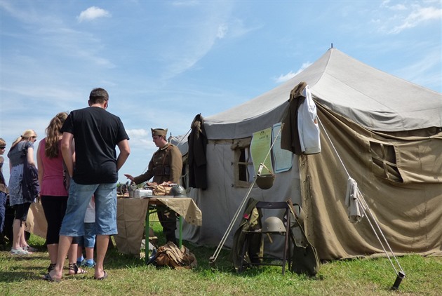 Na doprovodném programu akce Libu�e volá Londýn na Bohda�ín� se podílely...