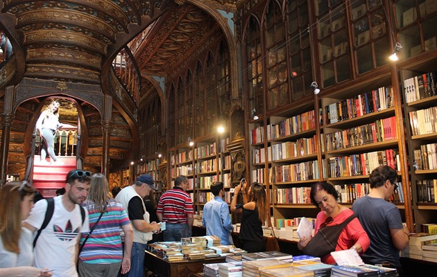 Jak svět přichází o místní. Nadměrný turismus má řešení, nestačí říct odejděte