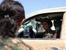 Bojovnice SDF v Rakká (14. ervna 2017)