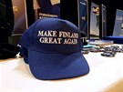 Na kongresu Strany Fin se prodávaly epice inspirované pedvolebním sloganem...