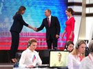 Vladimir Putin při příchodu na čtvrteční debatu s občany (15. června 2017)