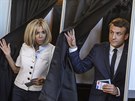 Francouzský prezident Emmanuel Macron a jeho manželka Brigitte Macronová...