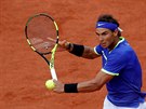 Rafael Nadal míí svj bekhend ve finále Roland Garros.