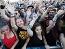 Fanouci kapely Simple Plan (Aerodrome festival, Praha, 11. ervna 2017)