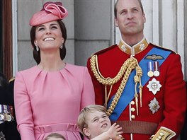 Vévodkyn Kate, princ William a jejich dti princezna Charlotte a princ George...