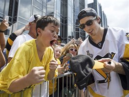 Marc-Andr Fleury se podepisuje nadenmu fanoukovi.