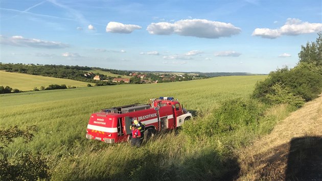 Na D7 na Kladensku shoel autobus. (18. 6. 2017)