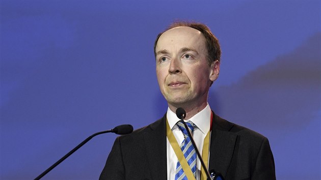 Nov pedseda Strany Fin Jussi Halla-aho pi svm zvolen (10. ervna 2017)