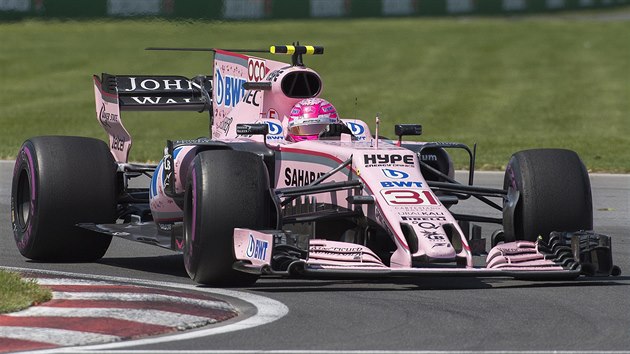 RَOV VPED. Esteban Ocon s vozem Force India pi Velk cen Kanady F1.