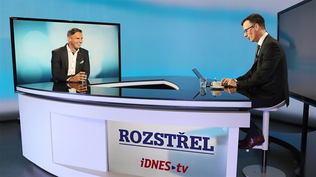 Bývalý jihočeský hejtman Jiří Zimola v diskusním pořadu iDNES.cz Rozstřel. (14. června 2017)