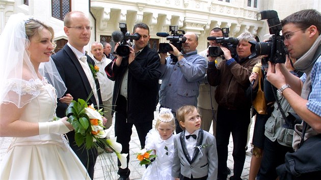 Svatba Bohuslava Sobotky na zámku Hluboká (21.4.2003)