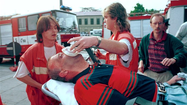 Při požáru pražského hotelu Olympik v květnu 1995 zemřelo osm lidí.