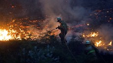 Portugalsko suují rozsáhlé lesní poáry (19. ervna 2017)