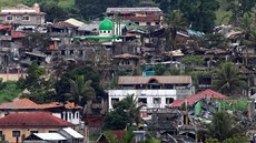 Filipínská armáda postupn dobývá Marawi zpt (17. erven 2017).