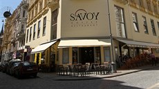 V roce 1928 v Thonetov� paláci otev�ela kavárna Savoy a� s tisíci místy. Po...