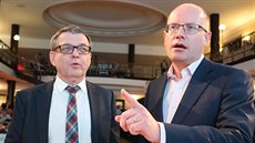 Lubomír Zaorálek a Bohuslav Sobotka (17. 6. 2017)