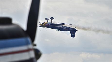 Oproti ervnovému mistrovství republiky v akrobatickém létání poadatelé na chotboském letiti pro srpnový evropský ampionát podstatn zvýí zabezpeení.