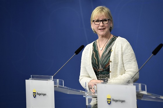 védská ministryn zahranií Margot Wallströmová bhem tiskové konference k...