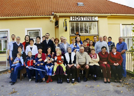 Hostinec v Sokolí na Třebíčsku byl po dlouhé pauze otevřen v roce 2000, kdy...