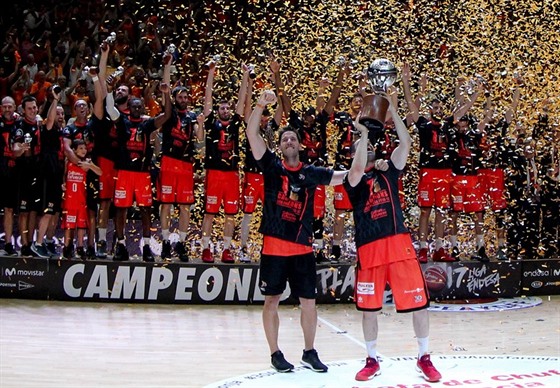 Basketbalisté z Valencie pehráli ve finále panlské ligy Real Madrid 3:1 na...