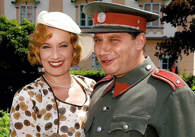 Alena Antalová a Tomá Töpfer v roce 2006 bhem natáení seriálu etnické...