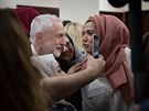 Lídr labourist Jeremy Corbyn navtívil místo útoku na na muslimy v londýnské...