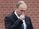 Ruský prezident Vladimir Putin u zdi Kremlu položil věnec k hrobu neznámého...